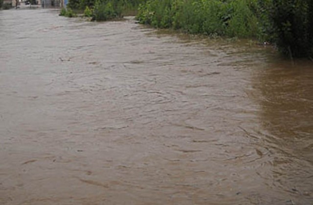 Трябва спешно да се реши проблемът с наводненията в село Батово