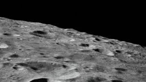 Лунната повърхност се подлага на пластична операция на всеки 81