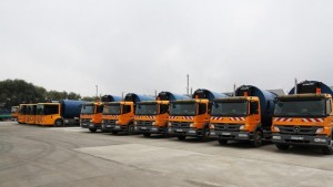 Нови специализирани автомобили и съдове за битови отпадъци в Стара