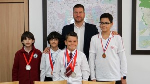 КметътСтара Загора се гордее с успехите на младите си математици