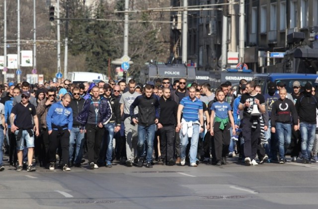 Полицията с нарочни мерки преди футболното дерби ЦСКА - Левски