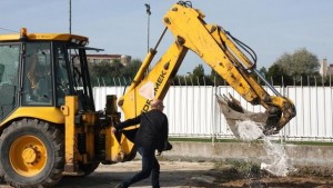 Започна изграждането на двустранна трибуна на стадиона в Несебър
