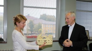 Таня Христова се срещна с диригента на камерния хор към