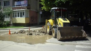 ВиК ще плаща асфалтирането на настилката след отстраняване на авария