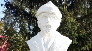 Поставиха новия паметник на Никола Ракитин откриването в петък