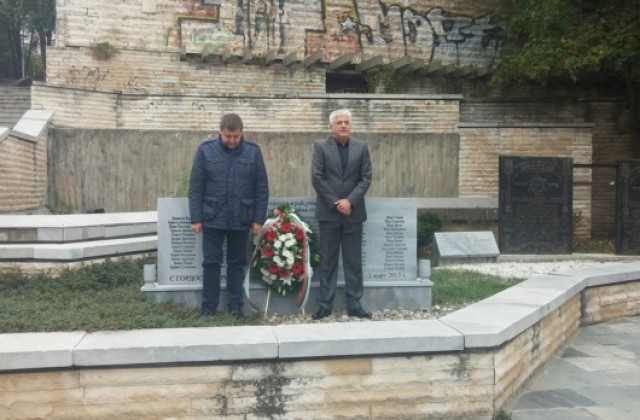 В Дупница почетоха подвига и паметта на загиналите герои