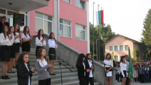 Първа копка по проект Енергийна ефективност на образователната инфраструктура в