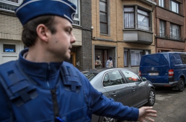 Белгия задържа четирима души за тероризъм след мащабни акции