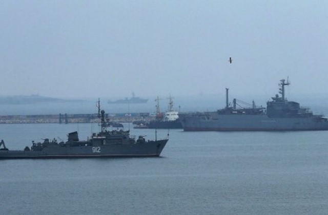 Норвежката армия пусна снимки на руски военни кораби, плаващи към Сирия
