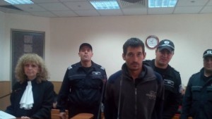 Обвиненият за бруталното убийство в Първенец остава зад решетките Защитата