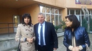 Меглена КуневаПодкрепям професионалните училища в Кюстендил да станат общински