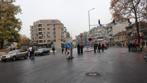 Отвориха за движение Васил Априлов автобусите тръгват по булеварда от