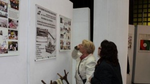 Откриха юбилейна изложба 30 години Национален музей на текстилната индустрия