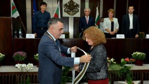 Кметът на Сливен връчи наградите на почетните граждани на Сливен