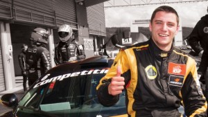 Автомобилист 1 на Варна с дебют в киното играе себе