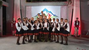Танцовата формация Бански фукли взе второ място на фолклорен конкурс