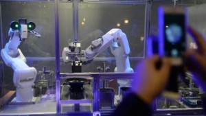 Аз роботът за първи път в Бургас безплатно за децата