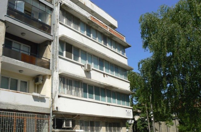 НАП продаде на търг и втория етаж от бившия битов комбинат в Добрич