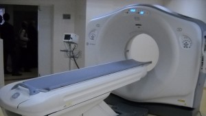 Младежи готвят в полза на онкоболните