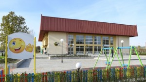 Министър Петкова и Йордан Йовчев откриха новия Младежки център в