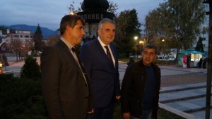 Ивайло Калфин Гласувайте за разумния президент и на референдума