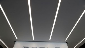 Tesla Motors представи слънчева батерияпокрив ВИДЕО