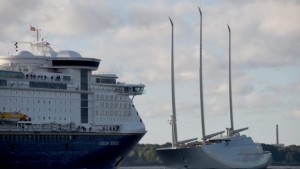 Нова фериботна линия ще свърже Измир и Солун