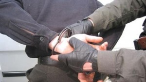 Арестуваха пожарникар при нарко сделка
