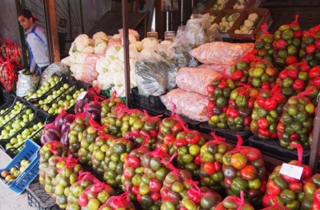 Цените на основните хранителни стоки на едро остават без промяна