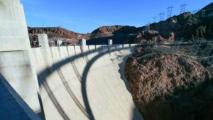 Таджикистан започна строежа на язовира с найвисока стена в света