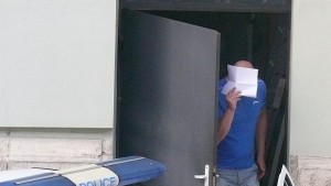 Условна присъда за полицая обрал бензиностанция край Шумен