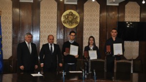 Трима младежи отличени с наградата Русе 21 век