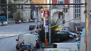 Затварят за ден паркинга между Областна администрация и Община Плевен
