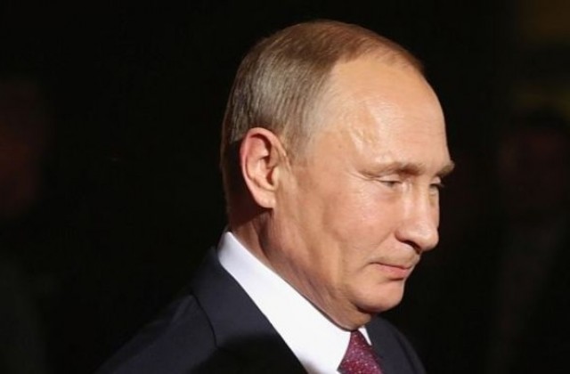 Путин - самотният баща на нацията