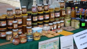Производители представиха био продукти в Благоевград