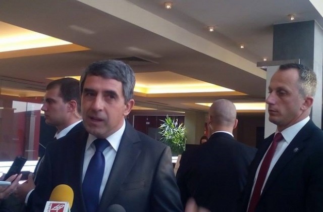 Президентът: Финансите на България са стабилни, Бюджет‘2017  е справедлив и разумен