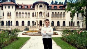 Тодор Борисов притежава колекция от над 1200 фотографии с цар