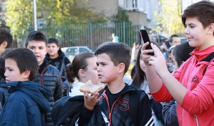 НСИ: Кои са най-честите имена, момчета или момичета се раждат повече