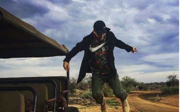 Още снимки от сафарито на Григор Димитров в Африка