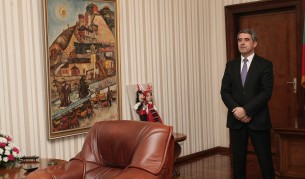 Плевнелиев пита КС какво да прави след оставката