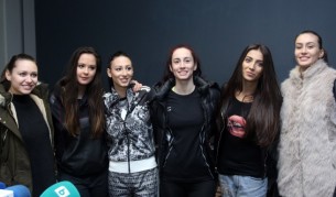 Цвети Стоянова се просълзи, Ансамбълът иска нов бенефис