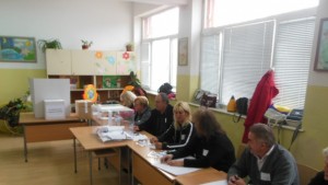 Пушенето в коридорите и изборните помещения е забранено