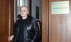 Слави Трифонов: Какво да направя, да се запаля ли