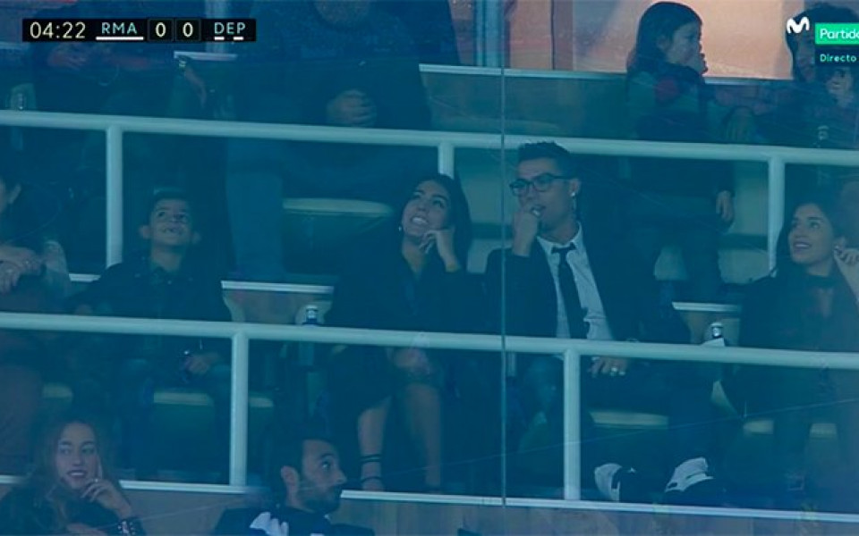 Кристиано Роналдо показа за първи път новата дама до себе си