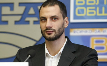 Казийски се връща в Европа, роден национал го заменя в Япония