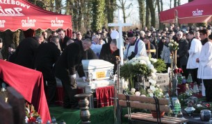 Погребаха полския шофьор, убит при атаката в Берлин