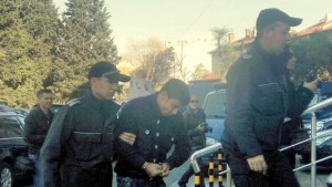Бащата е загрижен Малката булка избягала в Холандия