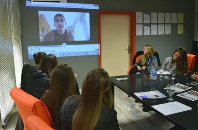 179 талантливи ученици от Пловдив се борят за 100 стипендии „Nota Bene”