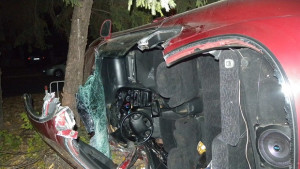 Неправоспособен катастрофира за да избегне полицейска проверка