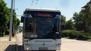 На Задушница градските автобуси с делнично разписание